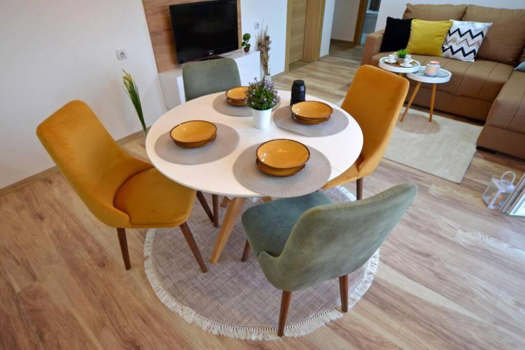View Apartments Belasica Mokrijevo Ngoại thất bức ảnh